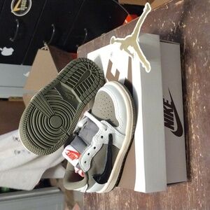 Brand New Jordan 1 Low OG Travis Scott. Size 6c.